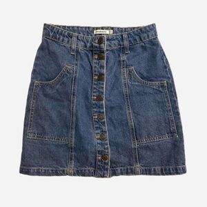 High Waisted Button-Up Jean Skirt from Stradivarius Size US 2 / EUR 34 / MEX 24